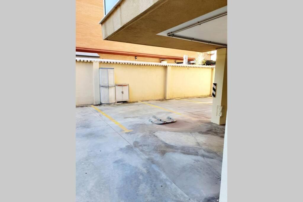Boliches Parking & Beach Fuengirola Exterior photo